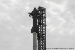UPD: Через несколько минут после старта тестовый запуск Starship пошел не по плану